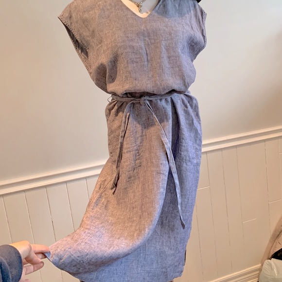100% Linen Tie-Waist MIDI dress from Adrienne Vittadini - Picture 2 of 14